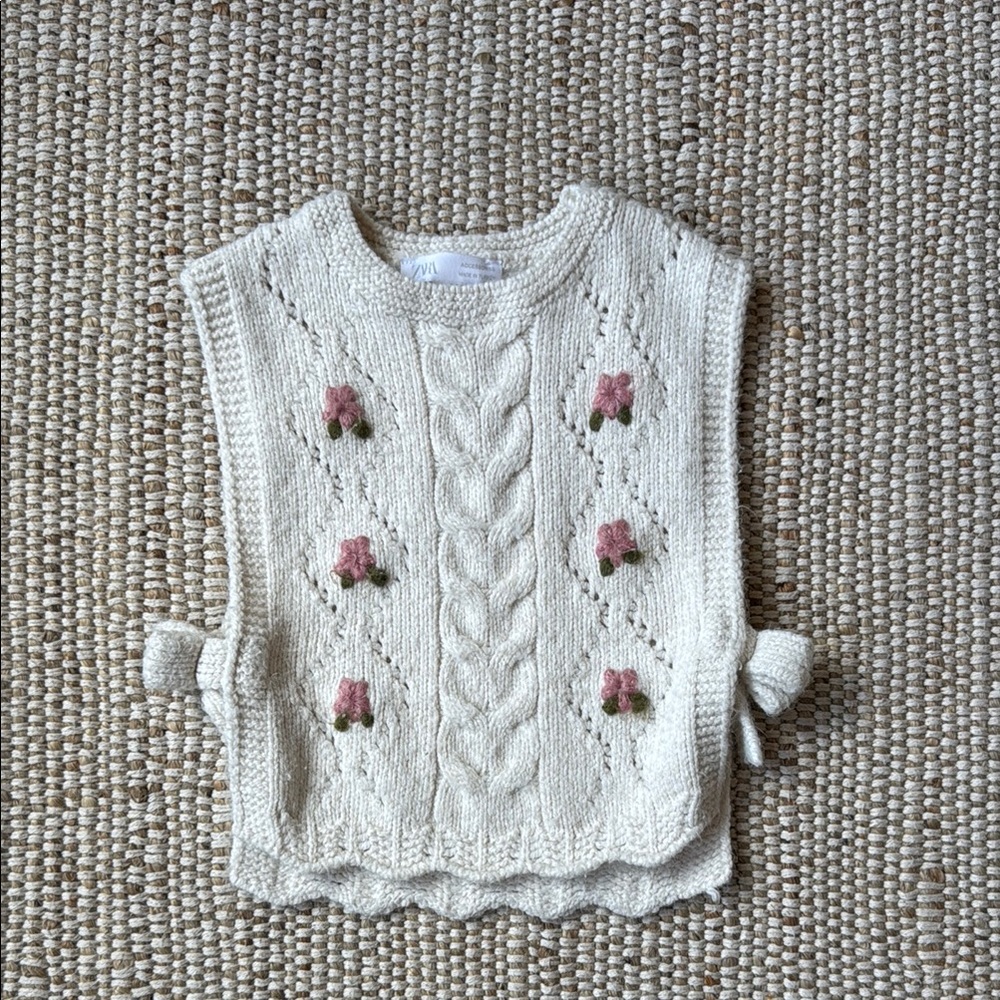 Zara Knit Floral Tie-Side Vest